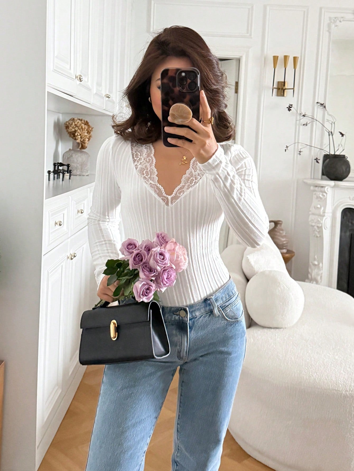 SHEIN Frenchy Body de punto acanalado con cuello en V y encaje de contraste