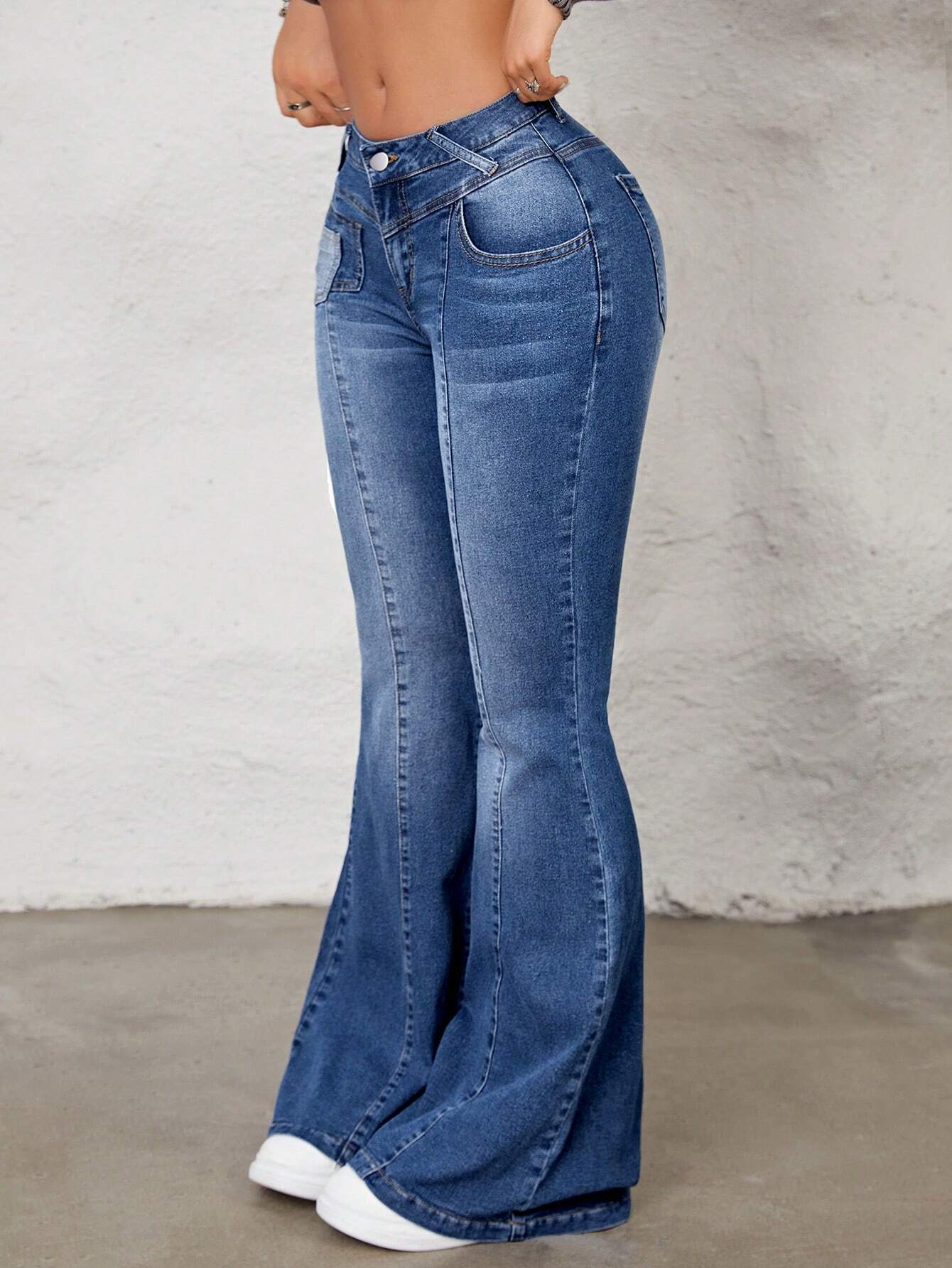 SHEIN ICON Pantalones Vaqueros Acampanados De Estilo Retro