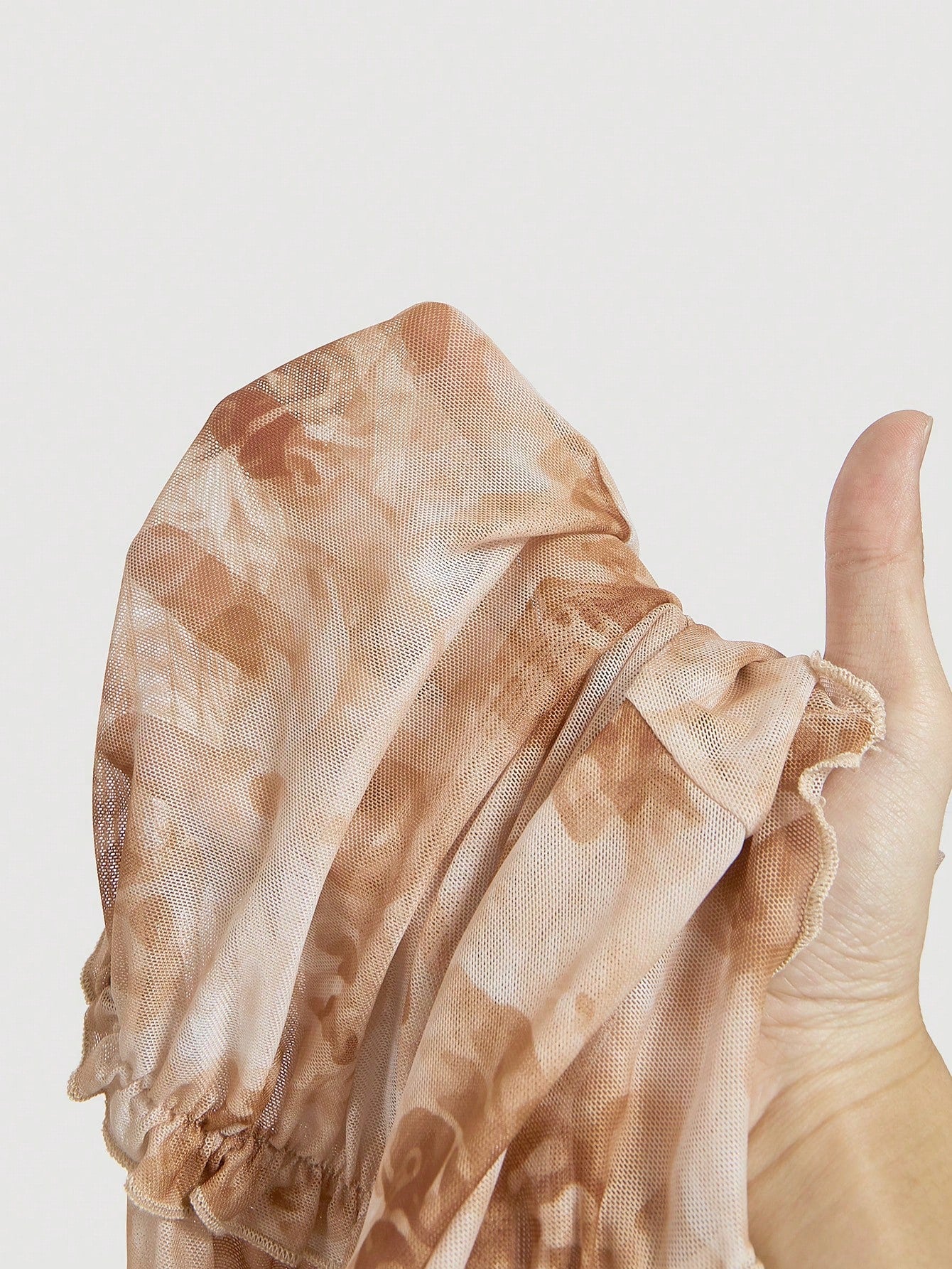 SHEIN MOD Blusa de manga larga con pliegues y estampado aleatorio para mujeres