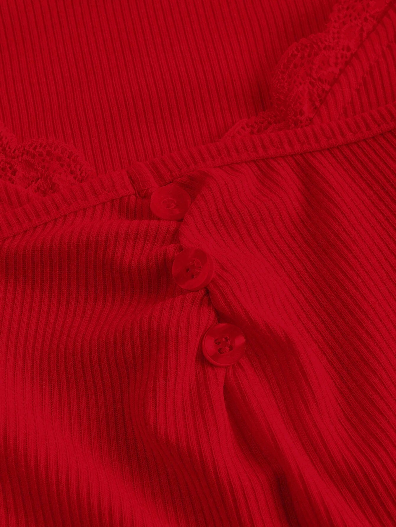 SHEIN MOD Camiseta crop unicolor ribete con encaje