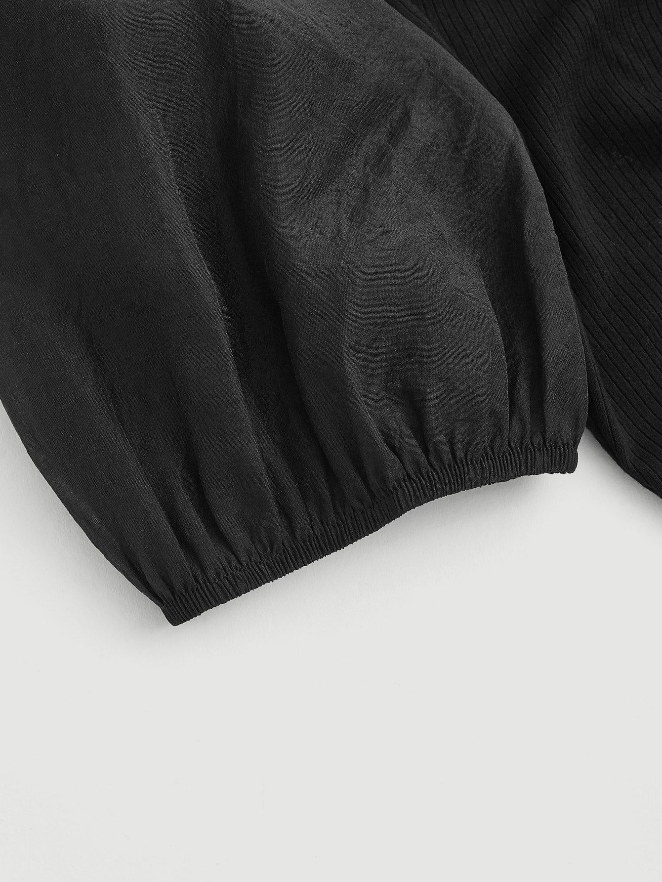 SHEIN MOD Camiseta de malla en contraste de manga farol pecho con fruncido