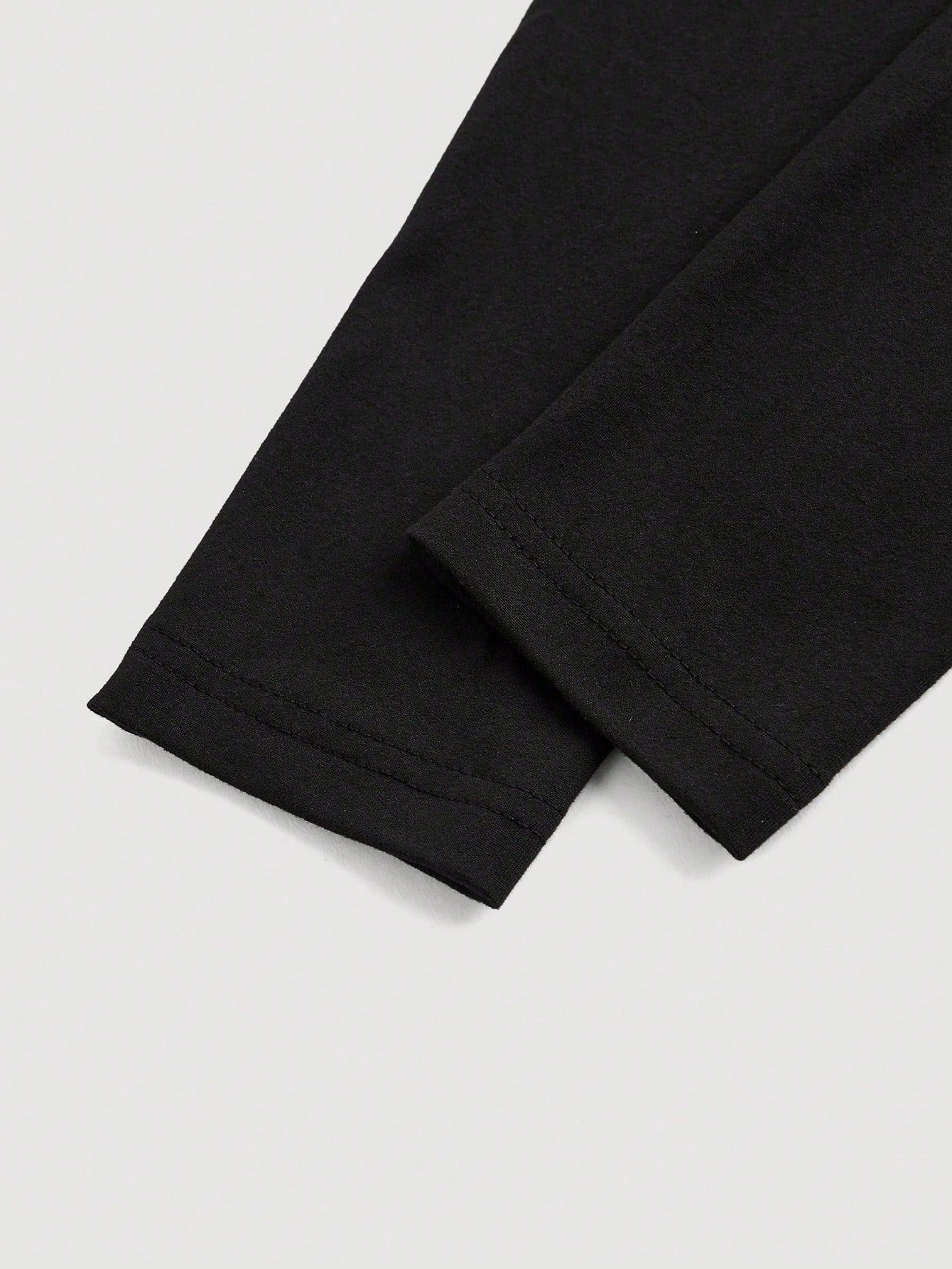 SHEIN MOD Camiseta de manga larga de ajuste ceñido en color block rojo y negro para mujer
