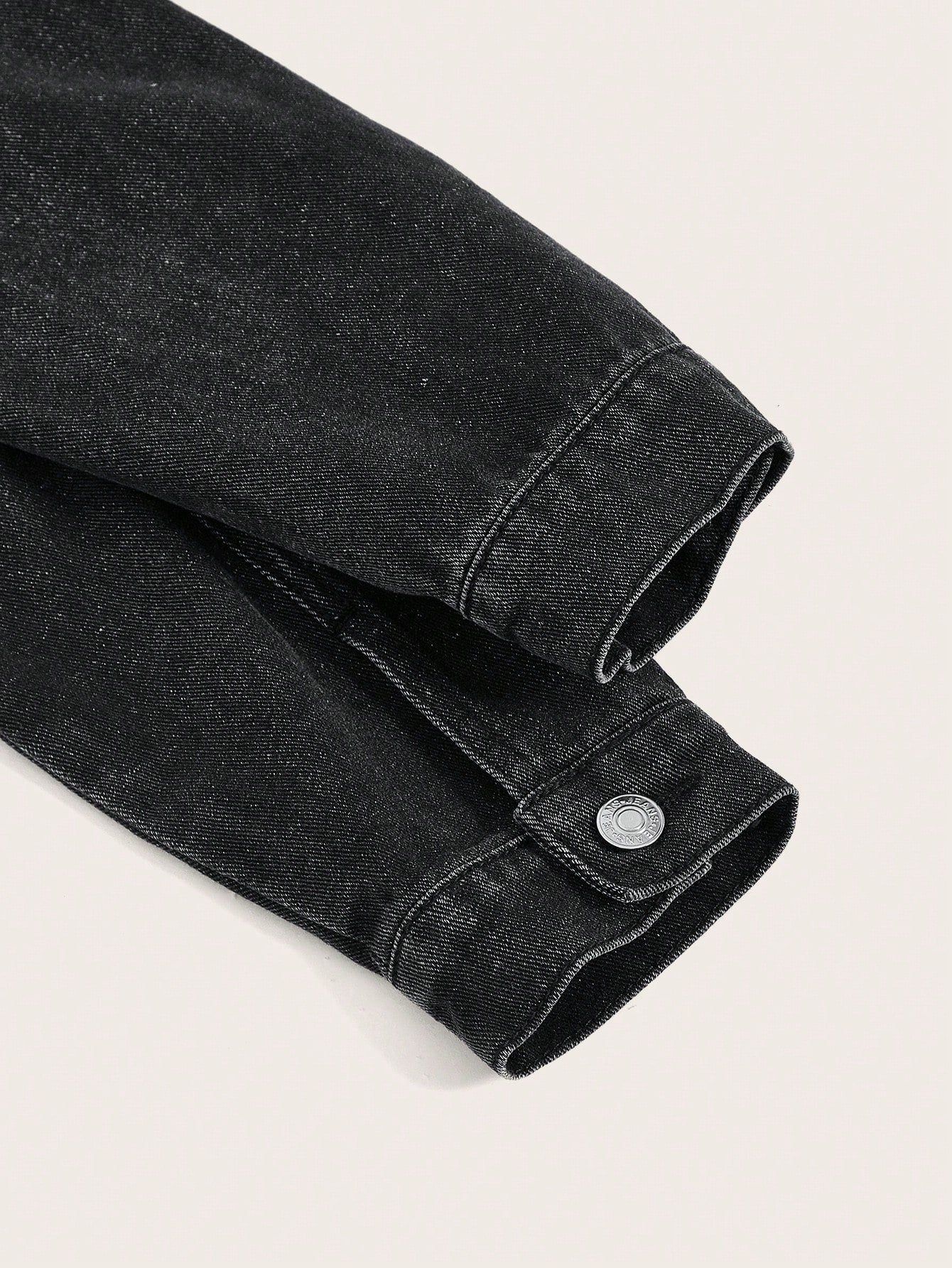 SHEIN MOD Chaqueta denim con bordado de corazón con dobladillo sin rematar