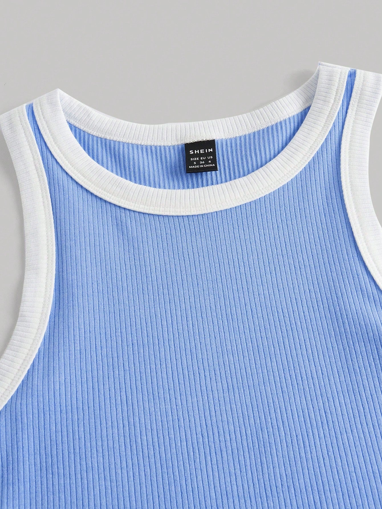 SHEIN MOD Top tank unido en contraste
