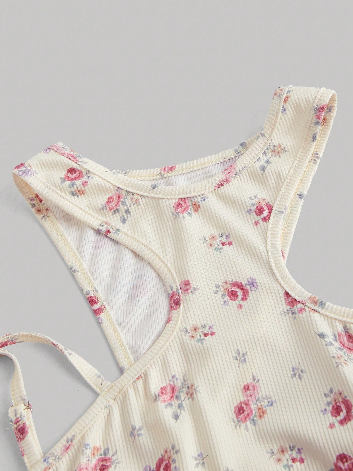 SHEIN MOD Verano top sin mangas con diseño floral lindo con hombros descubiertos, top atractivo para salir