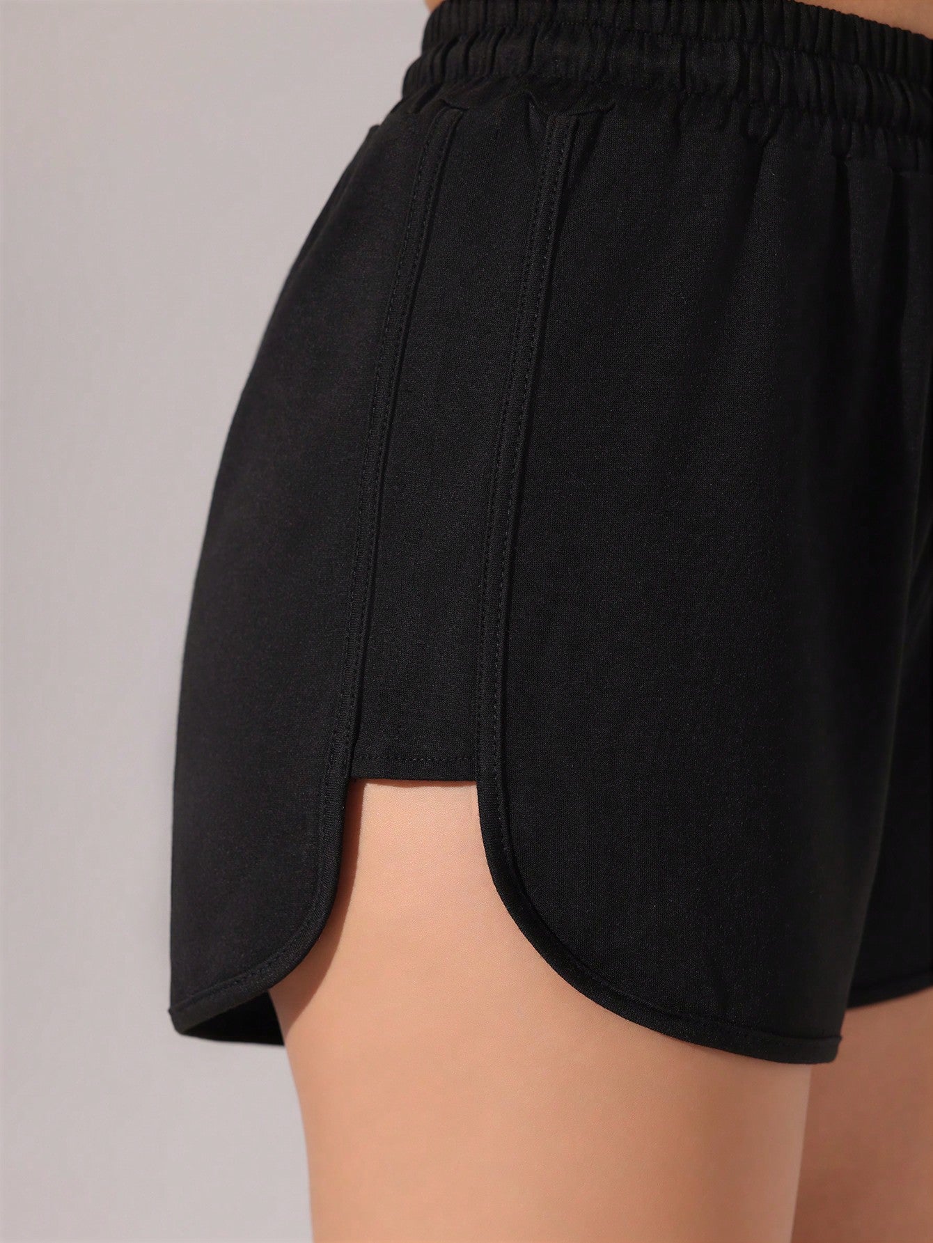 SHEIN Sport Slayoga Pantalones cortos deportivos negros básicos con cordón en la cintura para mujer