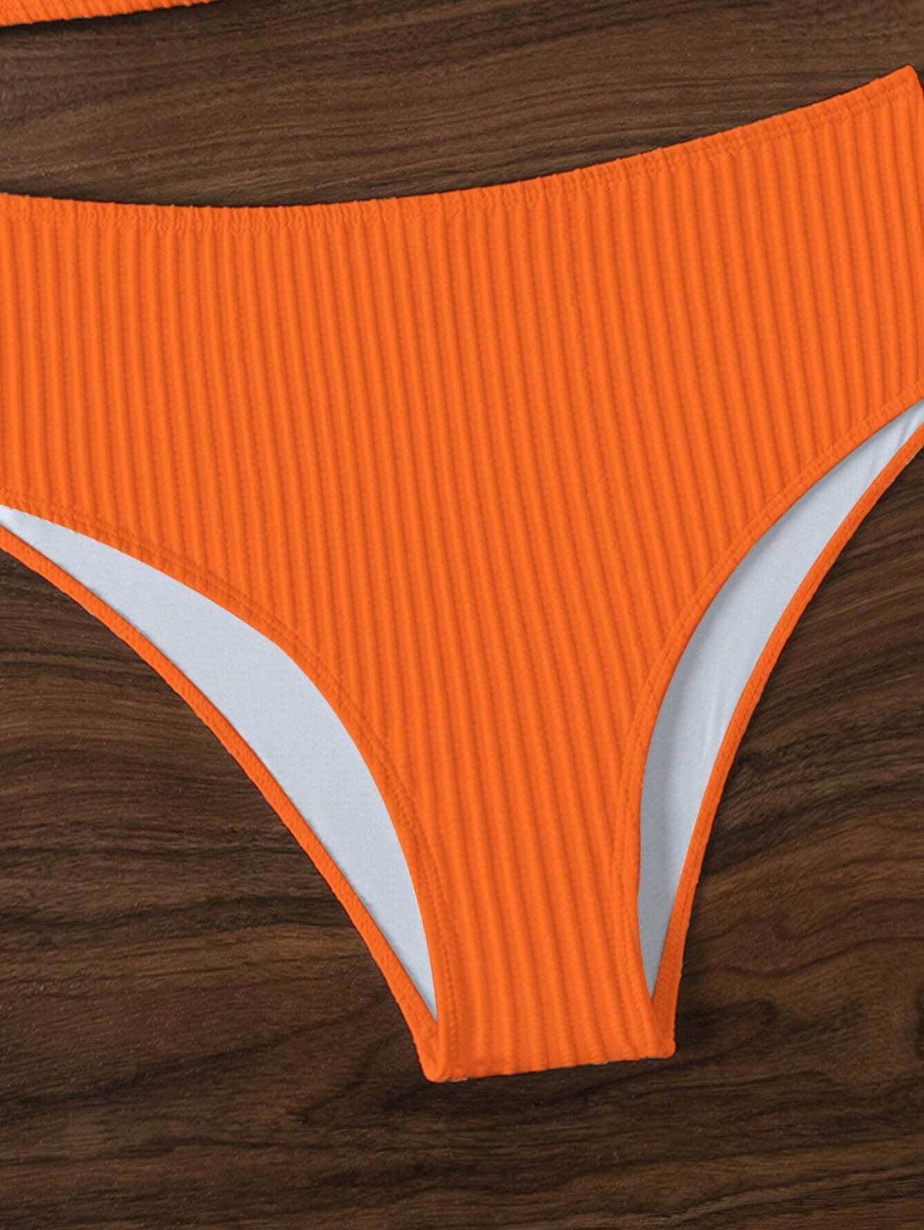 SHEIN Swim Conjunto de bikini naranja para mujer con detalles fruncidos, traje de baño de dos piezas para playa de verano