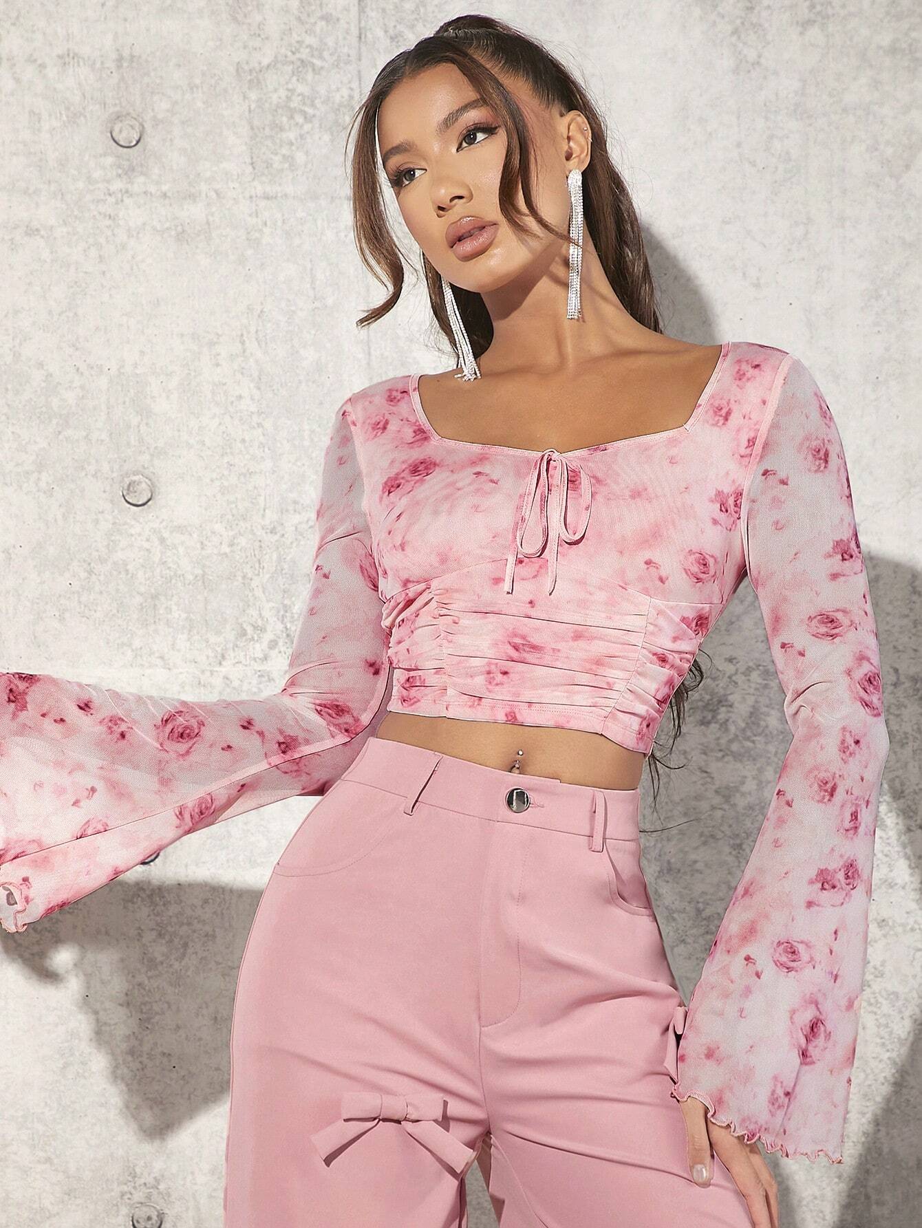 SHEIN Tall Top Corto Con Mangas Acampanadas