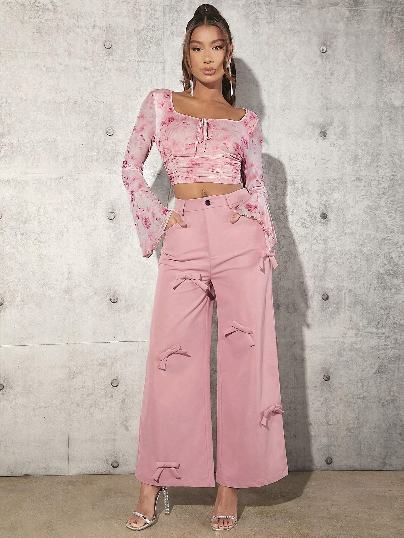 SHEIN Tall Top Corto Con Mangas Acampanadas