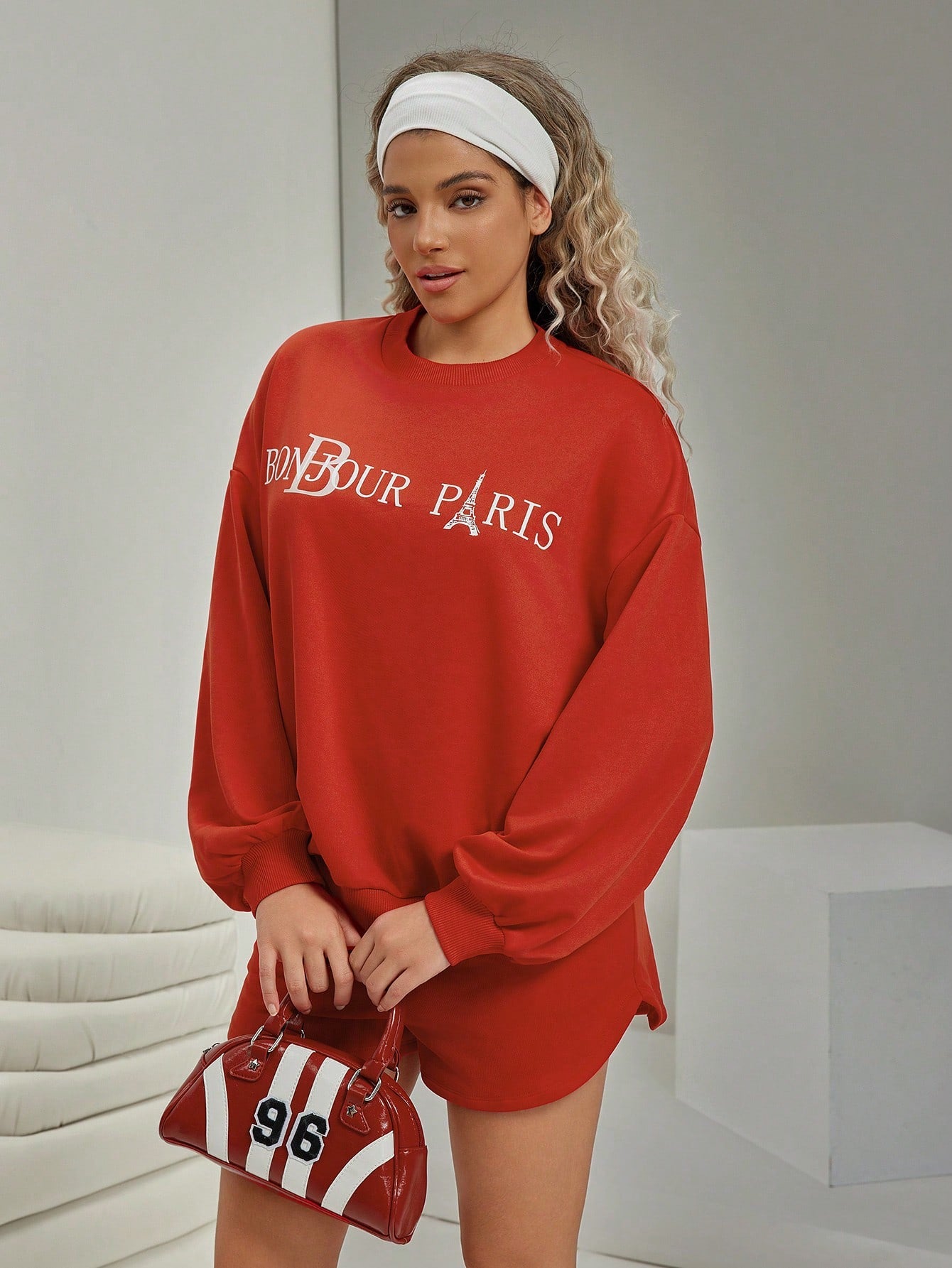 SHEIN VARSITIE 2 piezas Conjunto casual de top de manga larga con cuello redondo y estampado de letra, y shorts para mujer