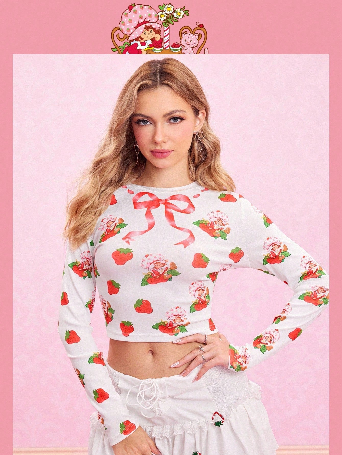 Strawberry Shortcake X SHEIN Camiseta de manga corta con cuello redondo y estampado de fresa y figura de dibujos animados para mujer