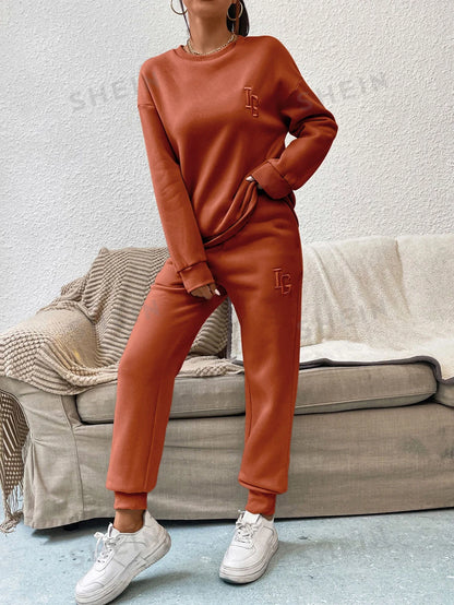 SHEIN EZwear Pantalones deportivos con sudadera con estampado de letra de hombros caídos