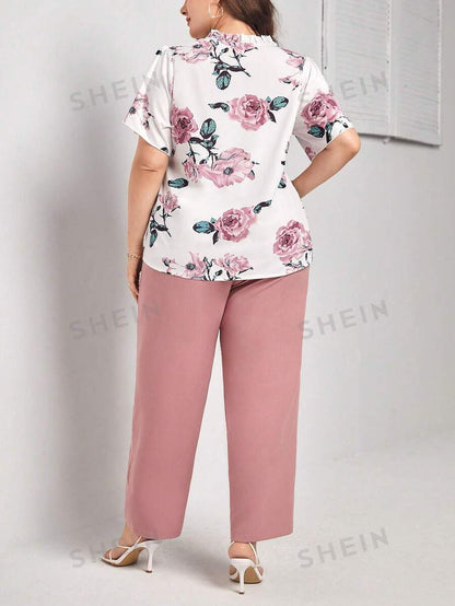SHEIN Clasi con estampado floral de cuello con cordón Blusa & con cinturón Pantalones