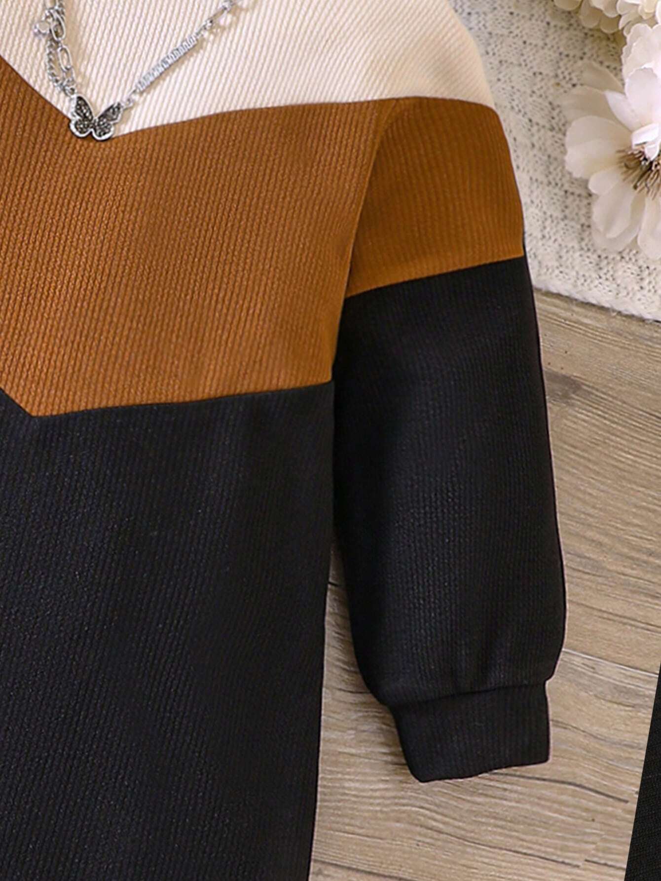 SHEIN Vestido suéter de cuello alto con retazos de mezcla de lana sintética de punto para niña, otoño - Pre-Adolescentes