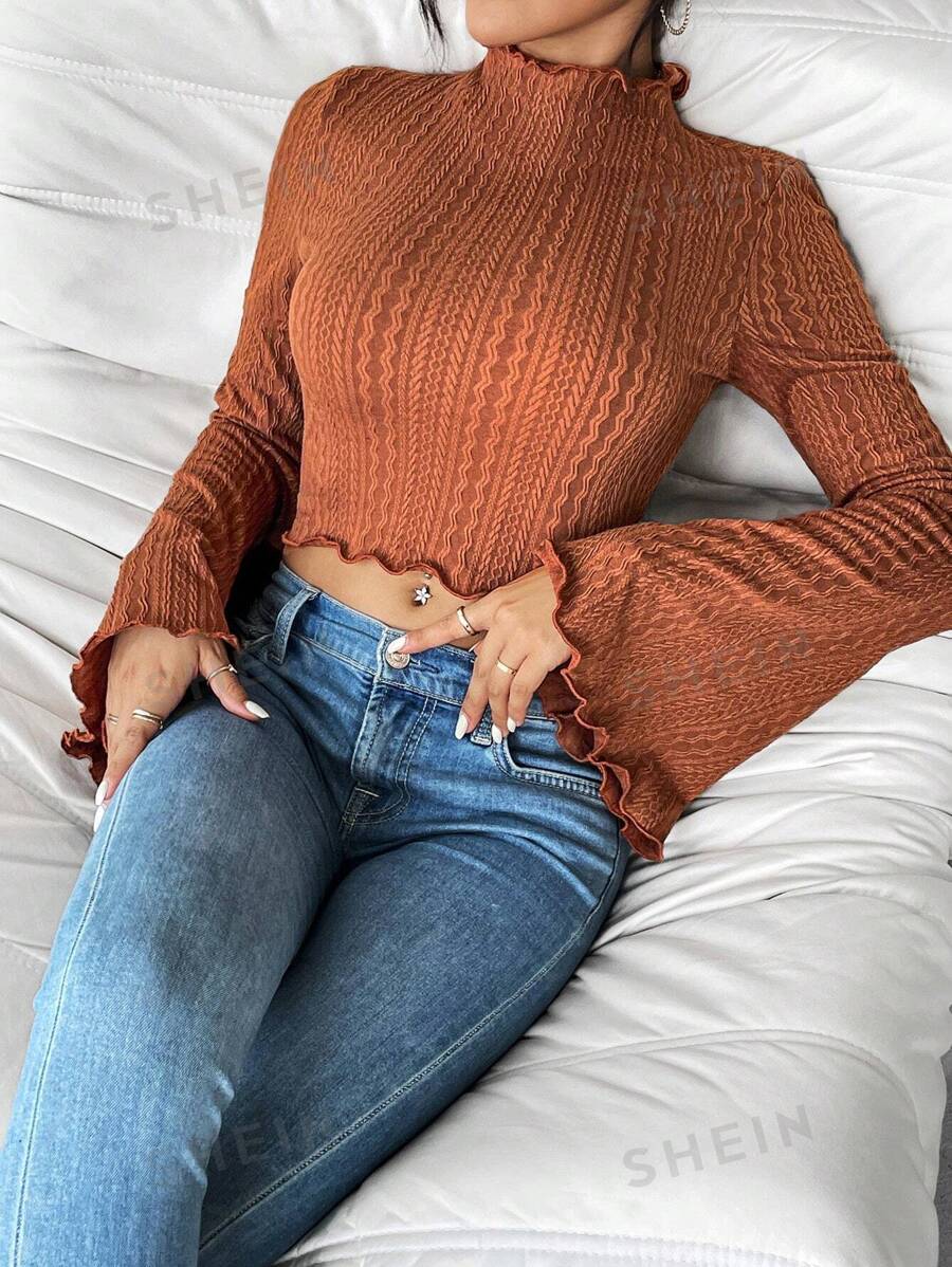 SHEIN Privé Camiseta crop ribete en forma de lechuga manga de campana de cuello alto