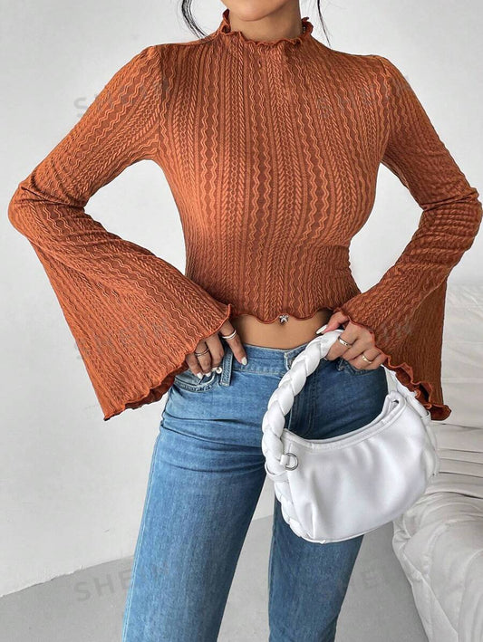 SHEIN Privé Camiseta crop ribete en forma de lechuga manga de campana de cuello alto