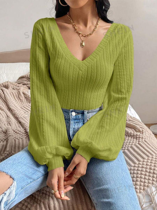 SHEIN Privé Camiseta unicolor de manga farol de cuello V tejido de canalé mujer