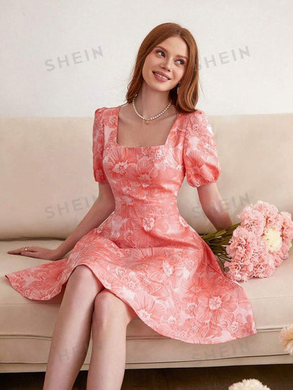SHEIN MOD Vestido De Manga Corta Con Estampado Floral Para Mujer