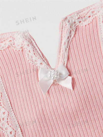 SHEIN MOD Blusa De Encaje Con Espagueti En Camisola De Mujer Con Dobladillo Asimétrico mujer