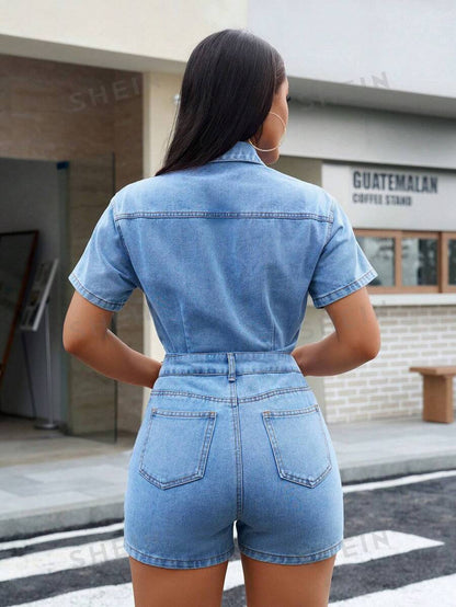 SHEIN Essnce Mono denim casual de mujer con bolsillo tipo flip, manga corta, ideal para verano
