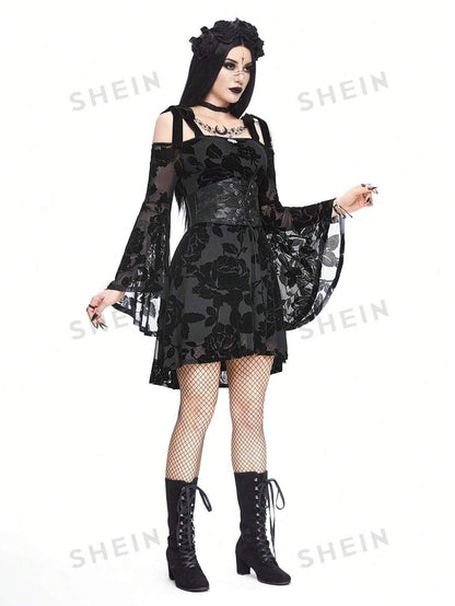 ROMWE Goth Vestido de oscilación esponjoso con estampado botánico y diseño fuera del hombro para mujer, con colgante de serpiente y mangas acampanadas