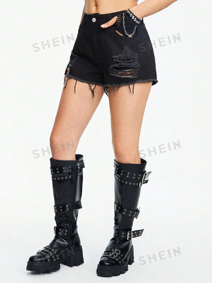 ROMWE Grunge Punk Shorts casuales de mezclilla para mujer con borde deshilachado y bordado de cruz