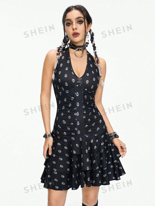 ROMWE Grunge Punk Vestido de mujer con estampado de calavera, cuello halter con cordón ajustable y dobladillo de tres capas decorado con colgante de calavera
