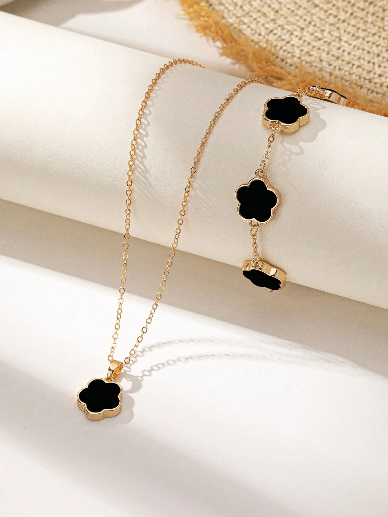1 Conjunto De Collar De Dije Con Trébol De La Suerte Del Estilo De La Playa Y Pulsera Encantadores Y Modernos, Joyería Bohemia, Perfecto Regalo Del Día De La Madre Para Uso Diario Para Mujeres