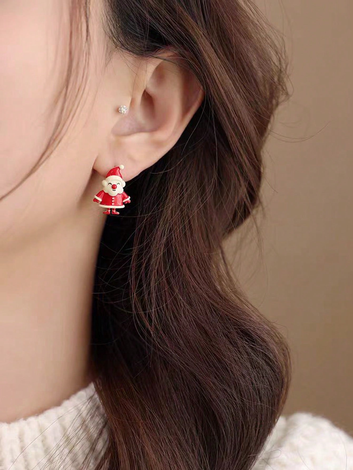1 par (2 piezas) de pendientes con diseño asimétrico de campana de Papá Noel, accesorios de pendientes con temática navideña para mujeres, regalo de Navidad