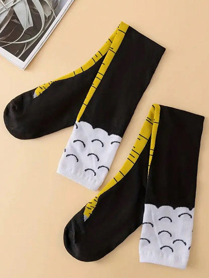 1 par de calcetines largos para mujer con estampado de patas de pollo de dibujos animados, transpirables, cómodos, casuales, de moda y únicos, acogedores para otoño/invierno