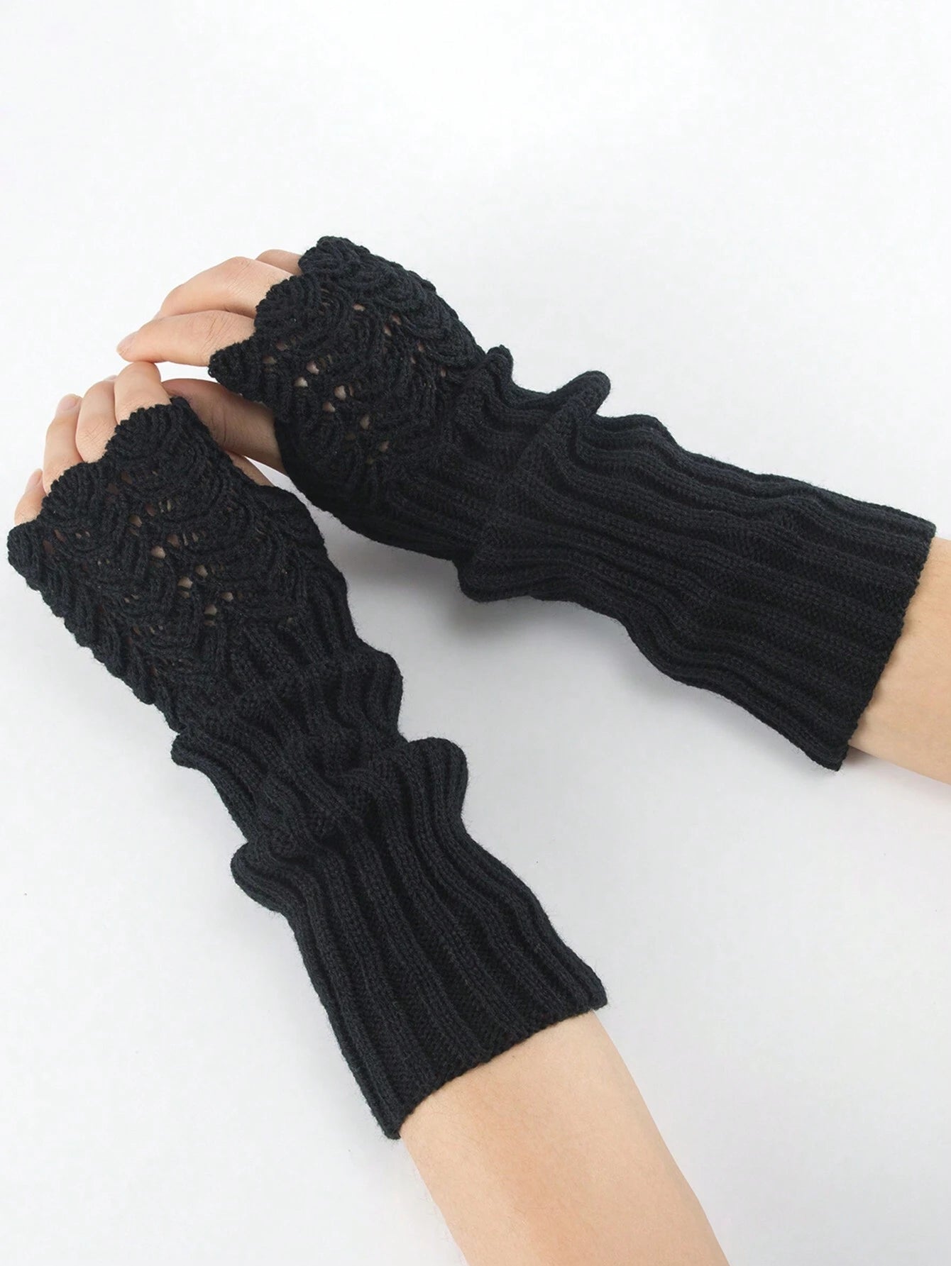 1 par de mangas sin dedos de unicolor con diseño de escamas de peces tejidas para mujer, calentadores de brazos tejidos de longitud media para otoño/invierno