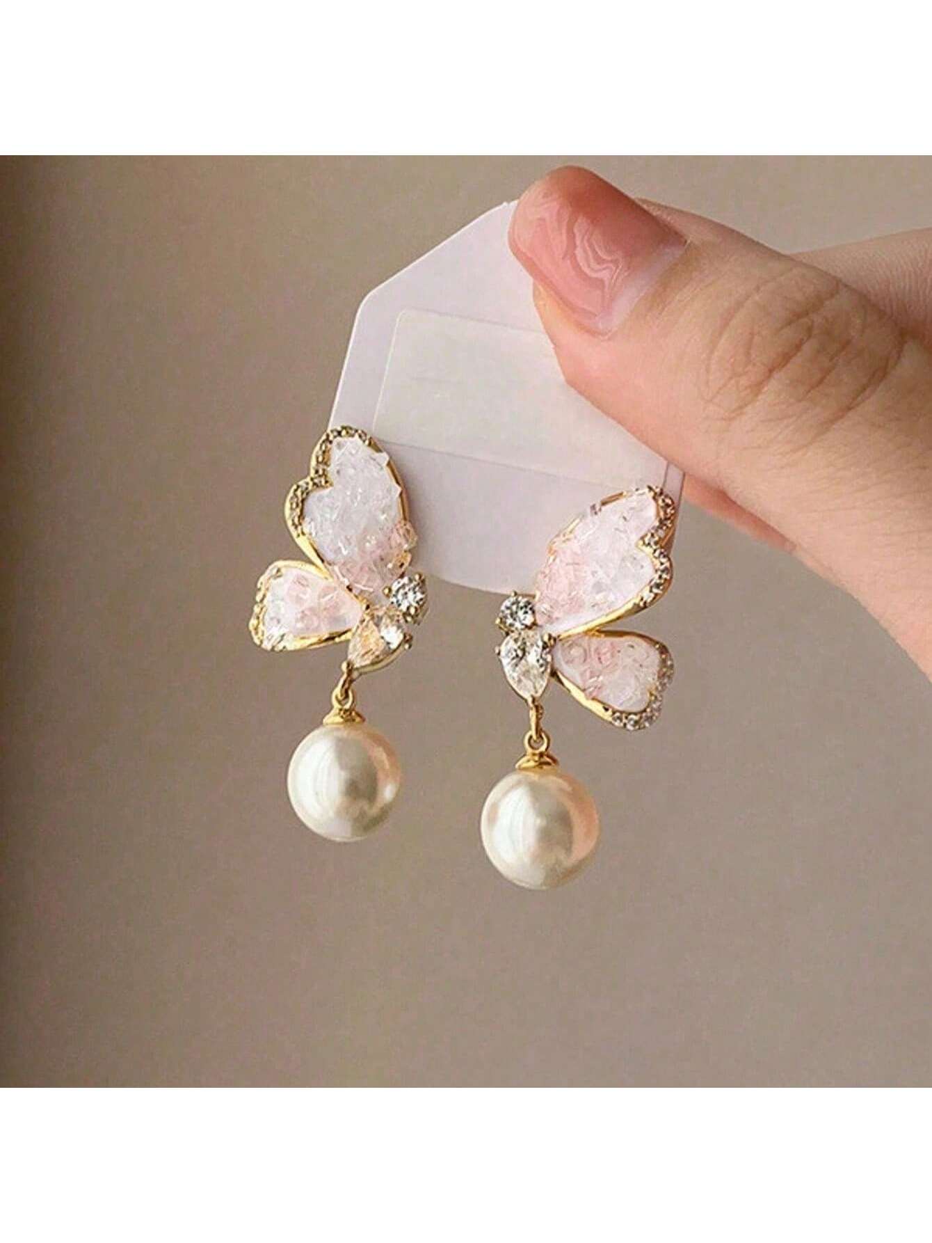 Un par de pendientes de círculo simple de plata rota con temperamento frío para niñas