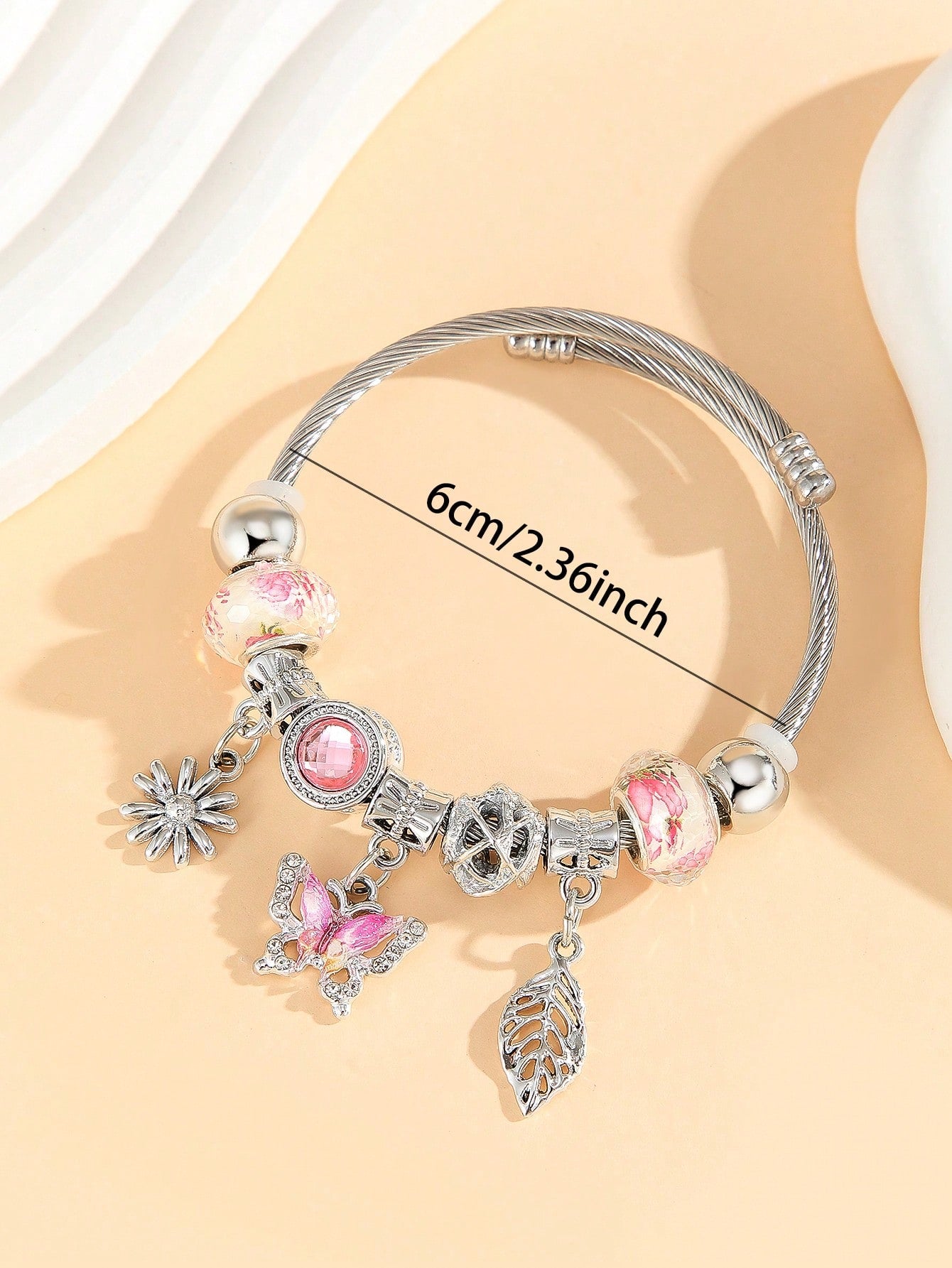 1 pieza Brazalete/pulsera de acero inoxidable con encantos de mariposa, hojas y flores con diamantes de imitación, para decoración diaria de niñas/mujeres