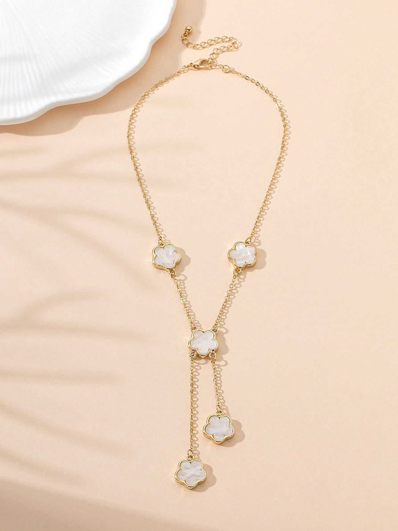 1 pieza Collar de Mujer con Colgante de Flor Dulce y Encantadora de Estilo de Baile de Fiesta de Metal, Regalo para Citas