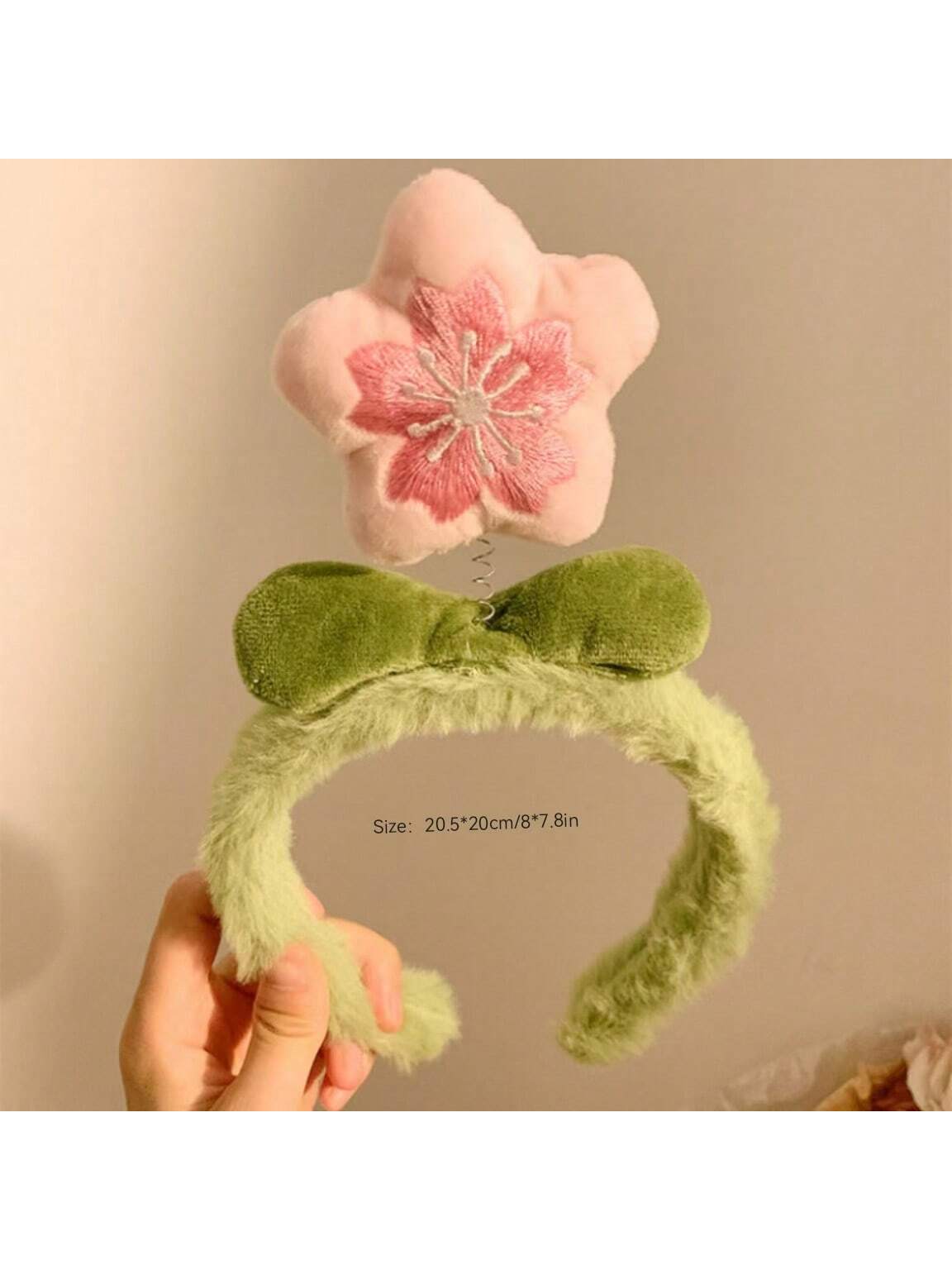 1 pieza Diadema de pelo con flor de peluche adorable, accesorio para el cabello con clip decorativo de dibujos animados, suave y antideslizante