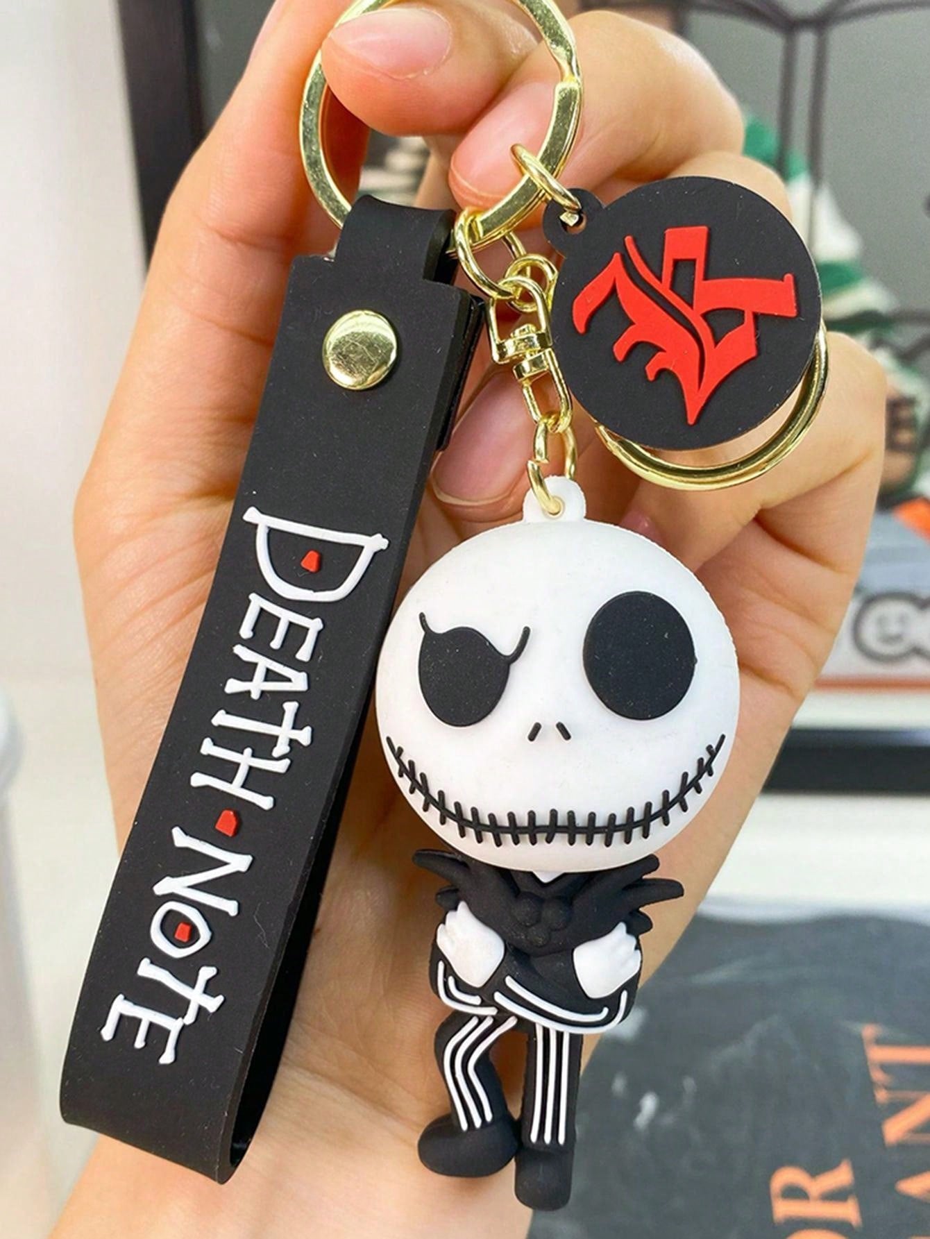 1 pieza Encantador Llavero de Pesadilla Antes de Navidad - Diseño adorable de la pareja Jack y Sally, elegante colgante de bolso, llavero de arte de animación coleccionable de Halloween