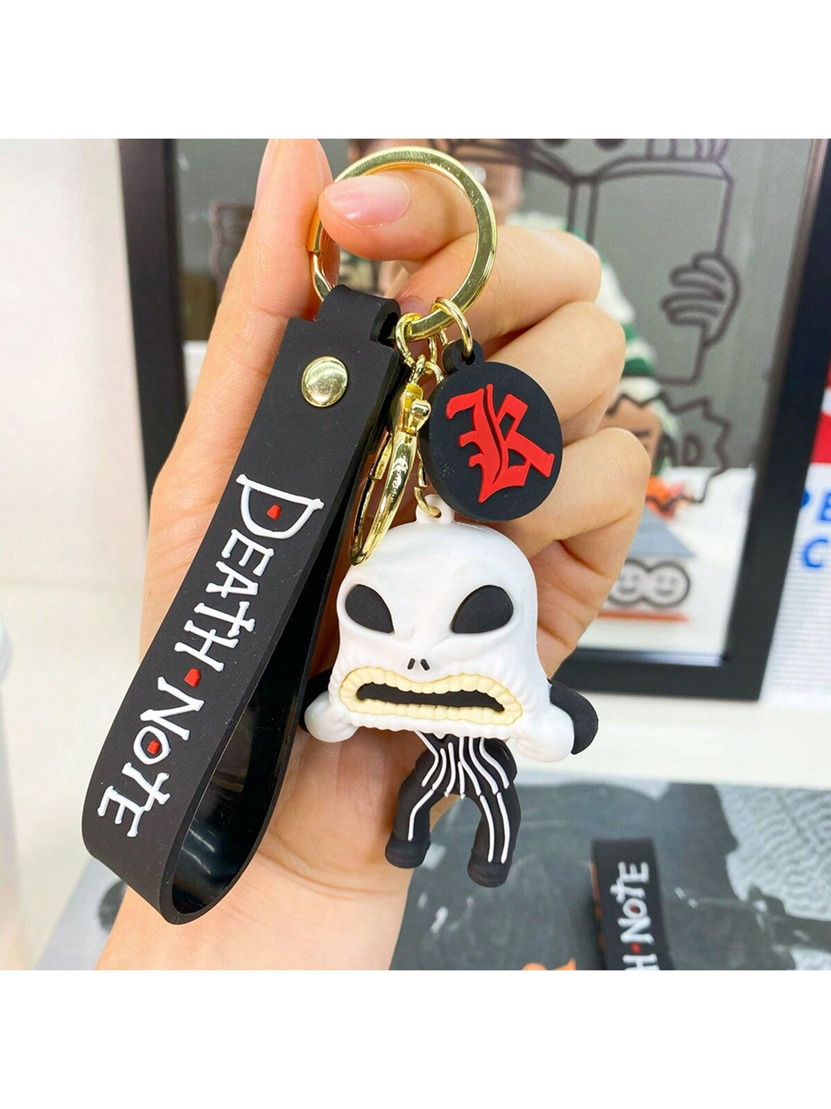 1 pieza Encantador Llavero de Pesadilla Antes de Navidad - Diseño adorable de la pareja Jack y Sally, elegante colgante de bolso, llavero de arte de animación coleccionable de Halloween