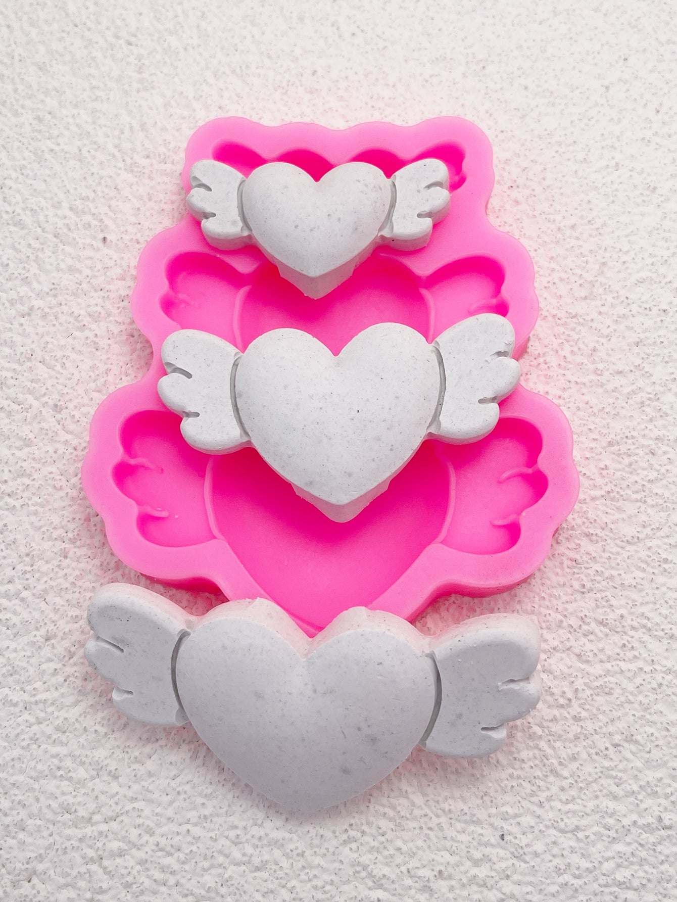 1 pieza Molde de silicona con alas en forma de corazón apto para hacer manualidades de arcilla, resina, yeso, ETC.