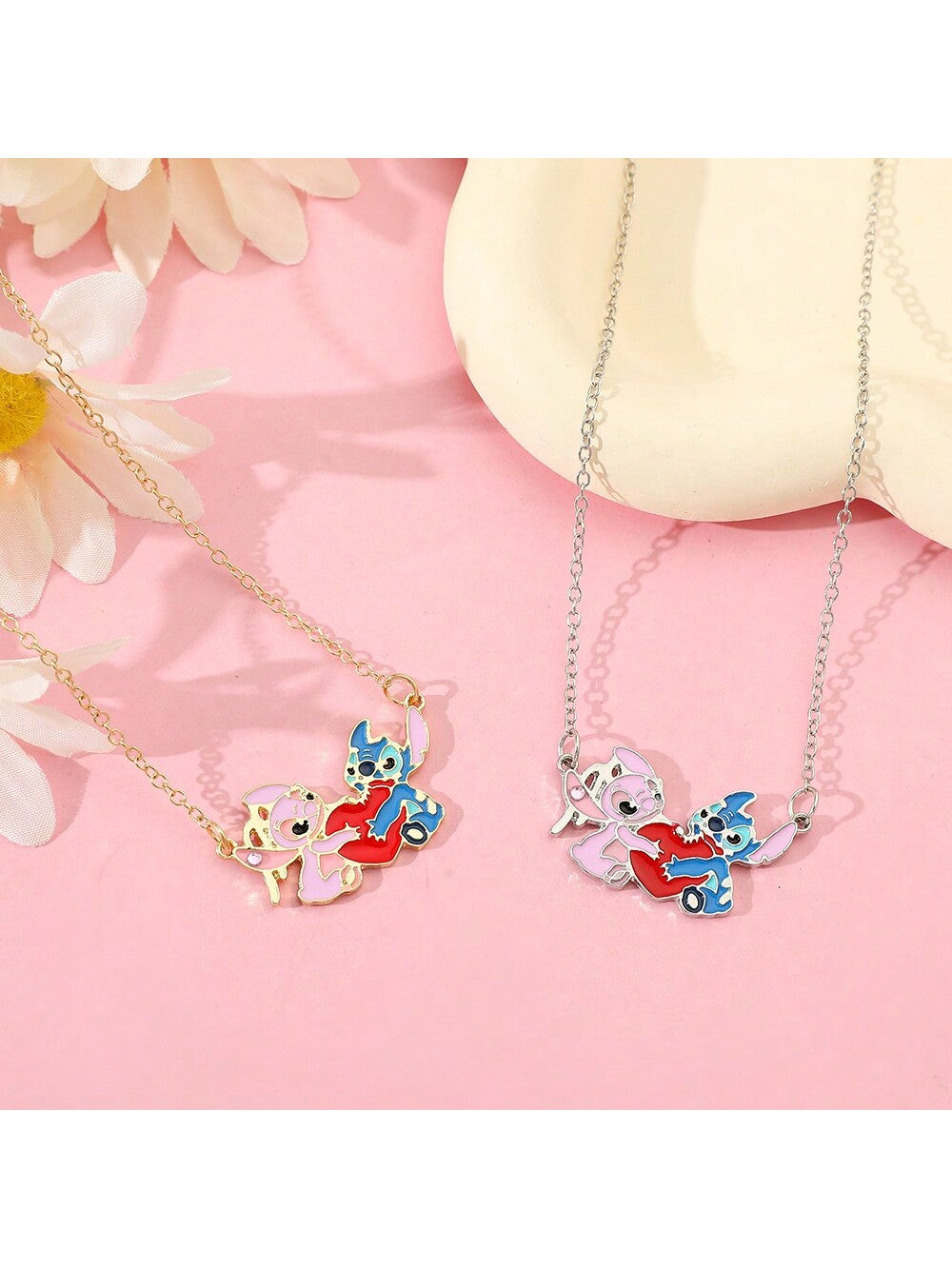 1 pieza Nueva Mejor venta de collar colgante de Lilo & Stitch de Disney, joyería personalizada de moda para mujeres, regalo