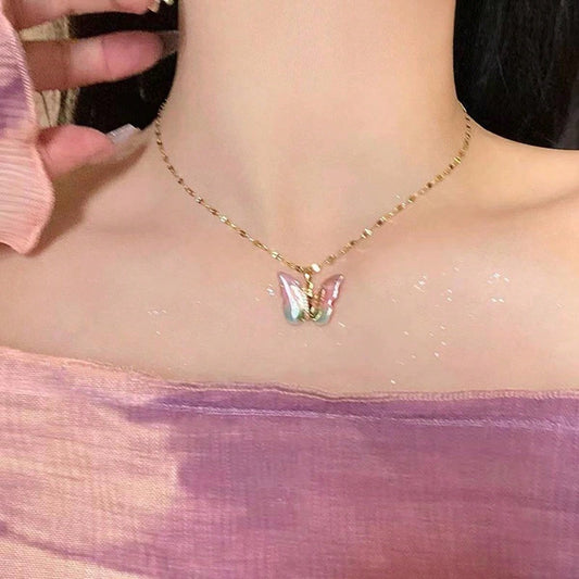 1 pieza de exquisito collar con colgante de mariposa colorida con circonita cúbica, cadena de acero inoxidable chapada en 18K oro para mujeres, ideal para uso diario, citas, vacaciones, etc. Regalo perfecto para mama, novia