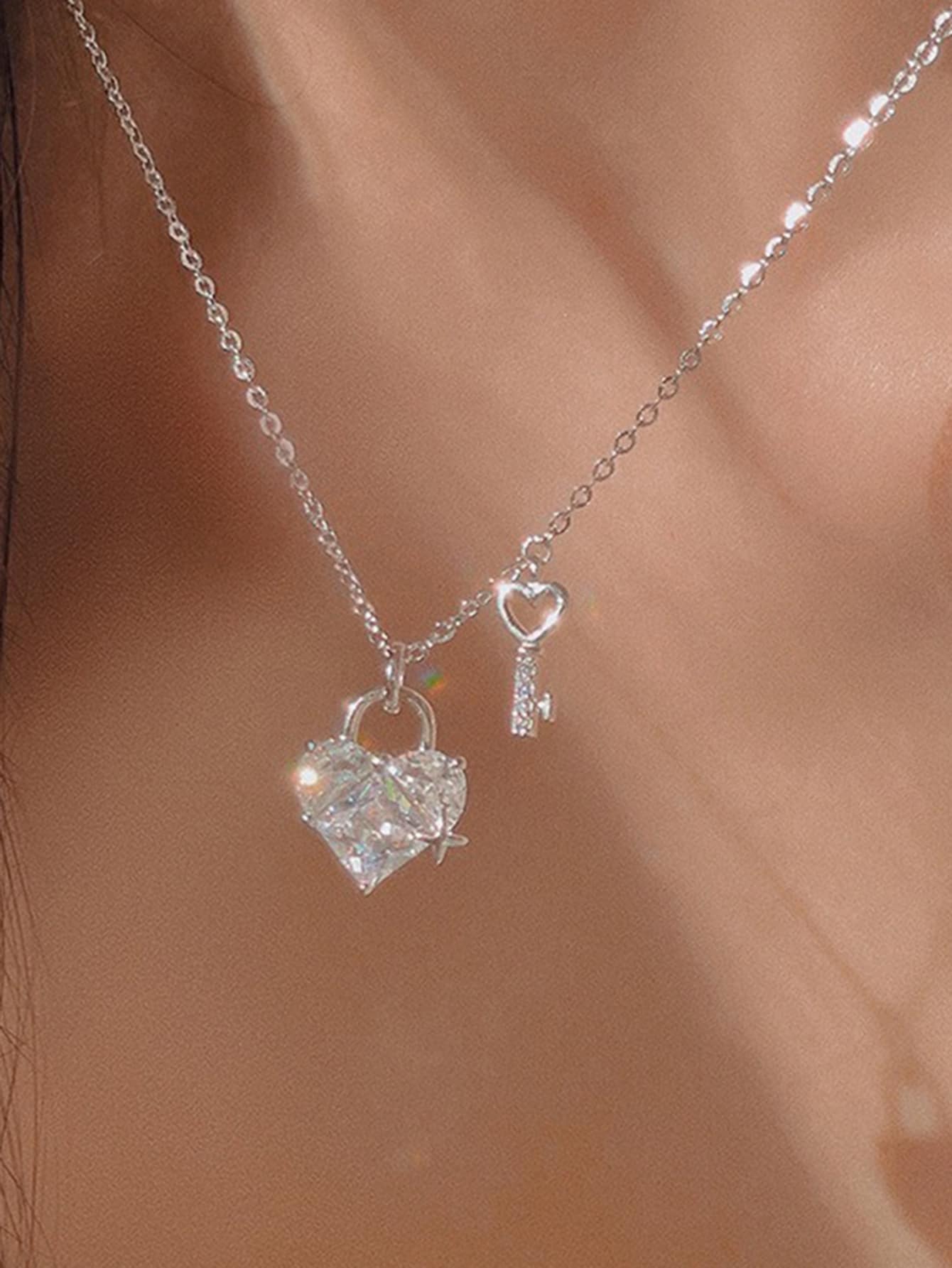 1 pieza moda de acero inoxidable zirconia cúbica clave colgante de corazón Collar para mujeres para Decoración regalo fiesta
