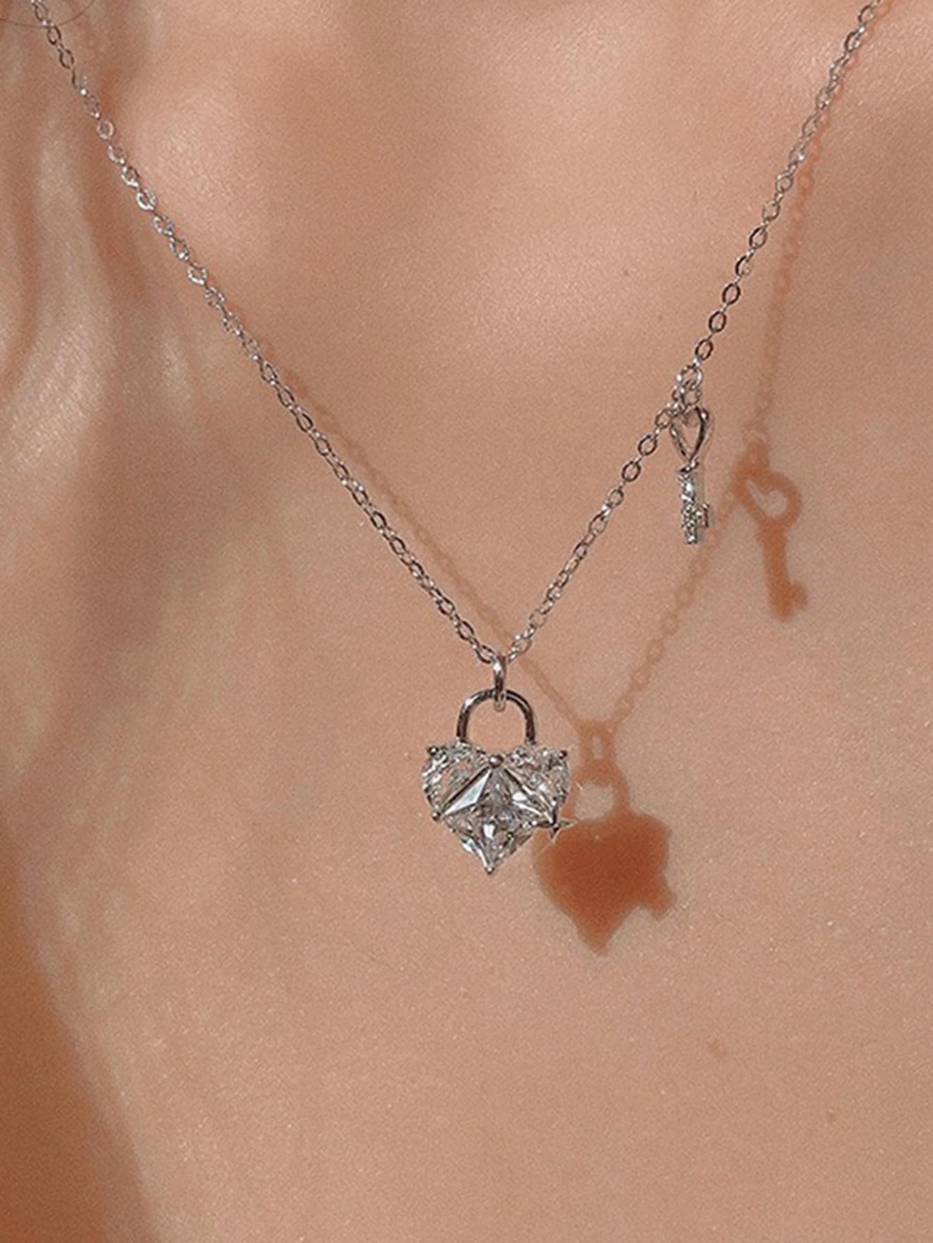 1 pieza moda de acero inoxidable zirconia cúbica clave colgante de corazón Collar para mujeres para Decoración regalo fiesta