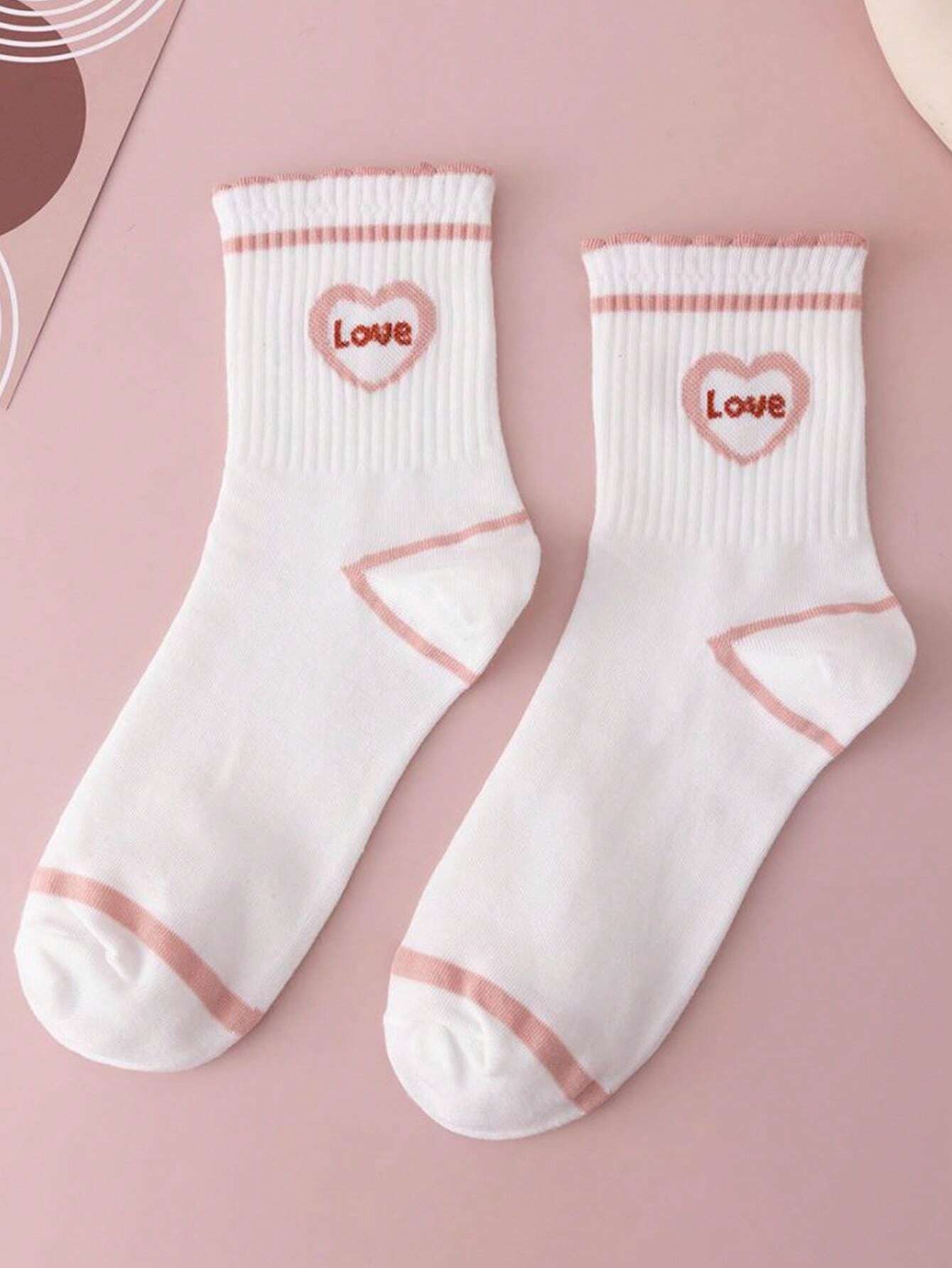 2 pares de calcetines blancos para mujer con bordes rosas y diseño de corazón, de moda y cómodos para uso diario