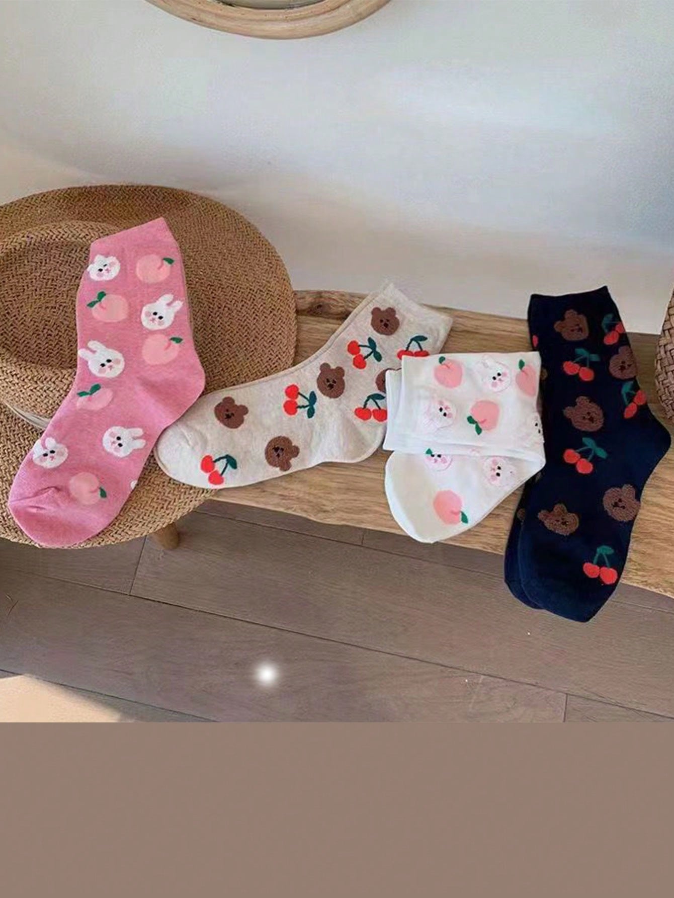 4 pares de calcetines de rodilla para mujer con estampados de fresa, leopardo y corazón, uso diario lindo