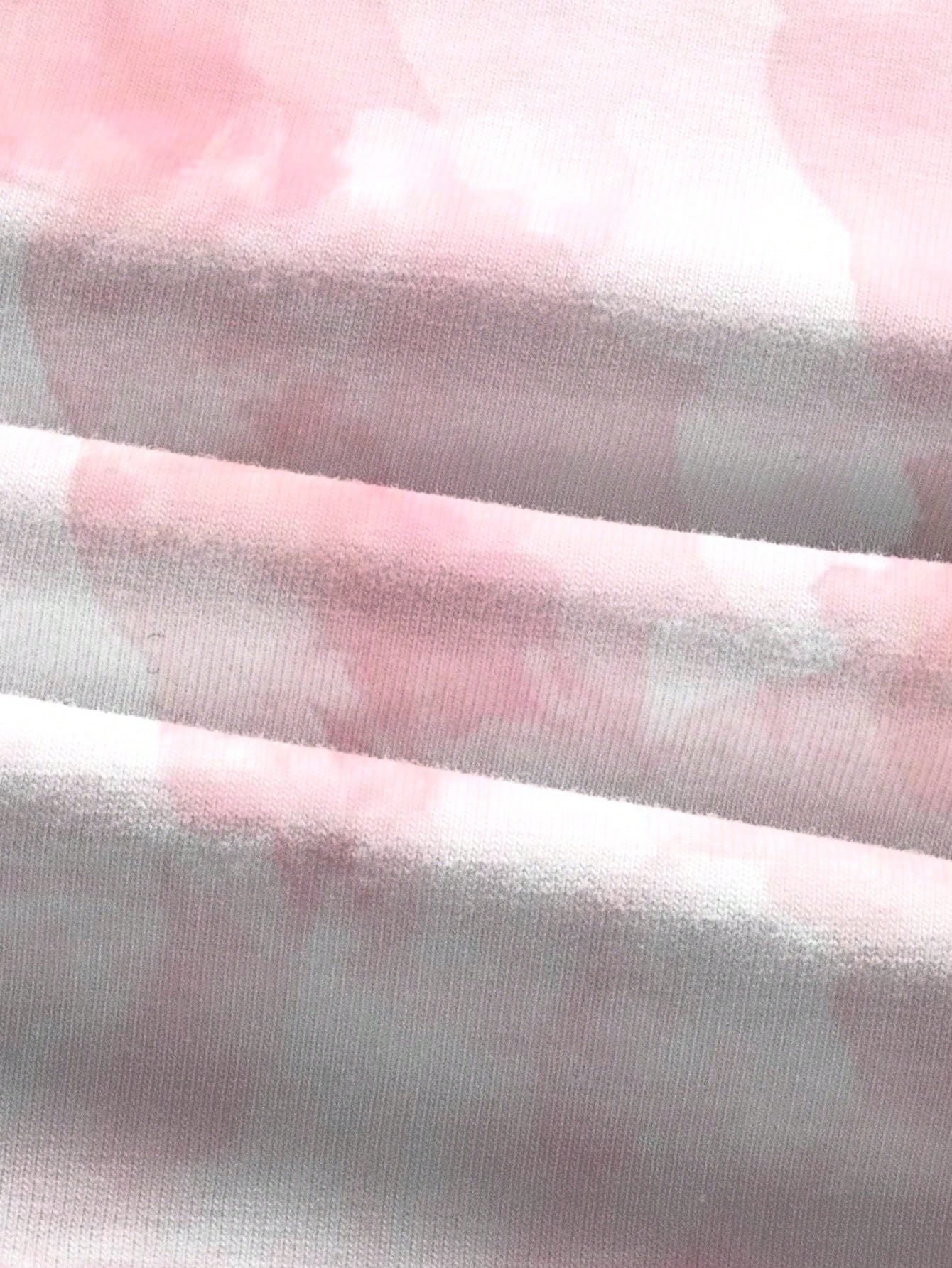 Astro Boy X SHEIN Camiseta ajustada de mujer de manga corta con estampado de figuras de dibujos animados y tie-dye con ribete de contraste