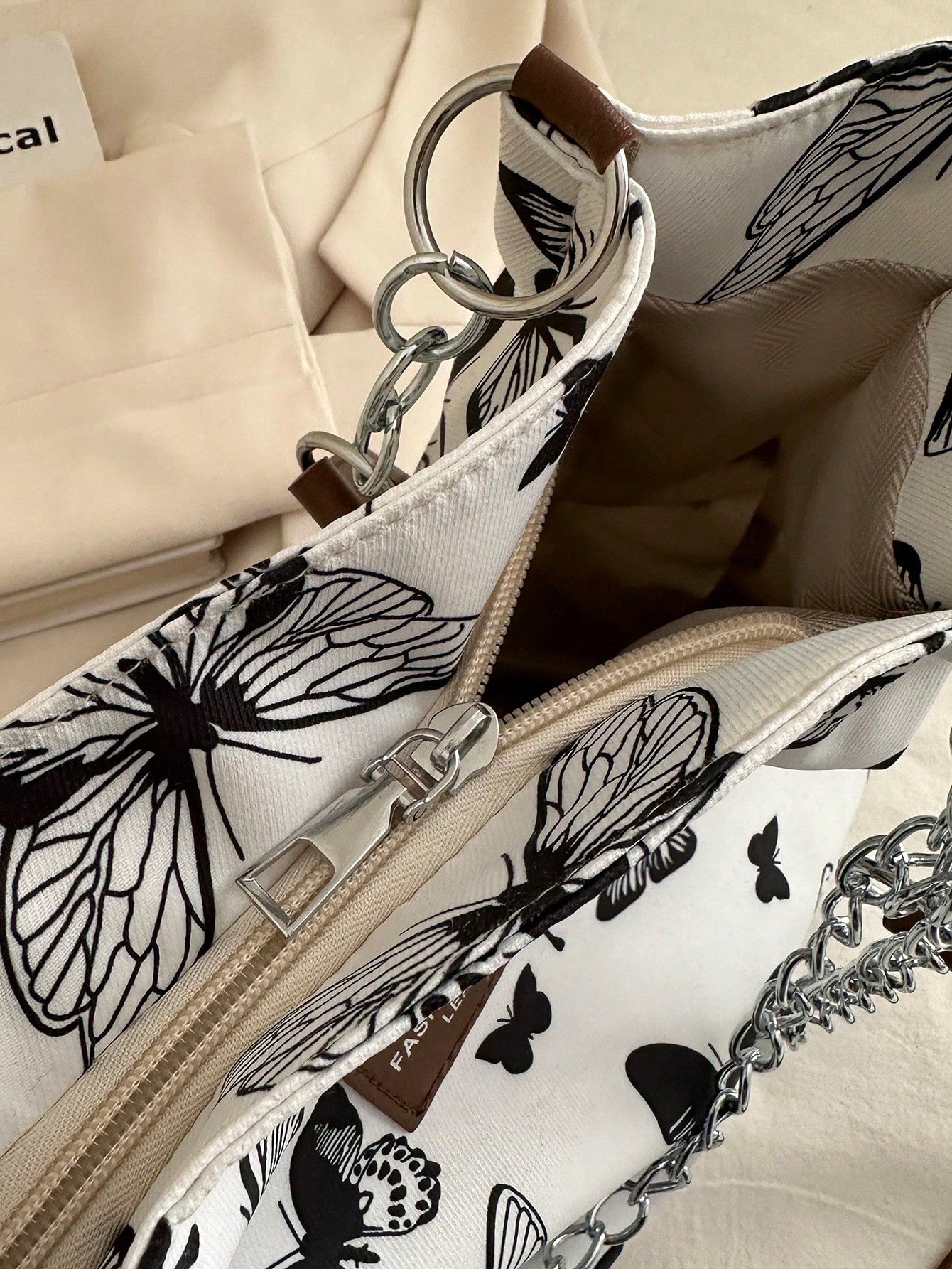 Bolso de hombro con estampado de rayas de moda - Bolso de gran capacidad para mujeres - Bolso de tote con cremallera para uso diario - Bolso de tote con cadena de metal minimalista para adolescentes, mujeres, estudiantes
