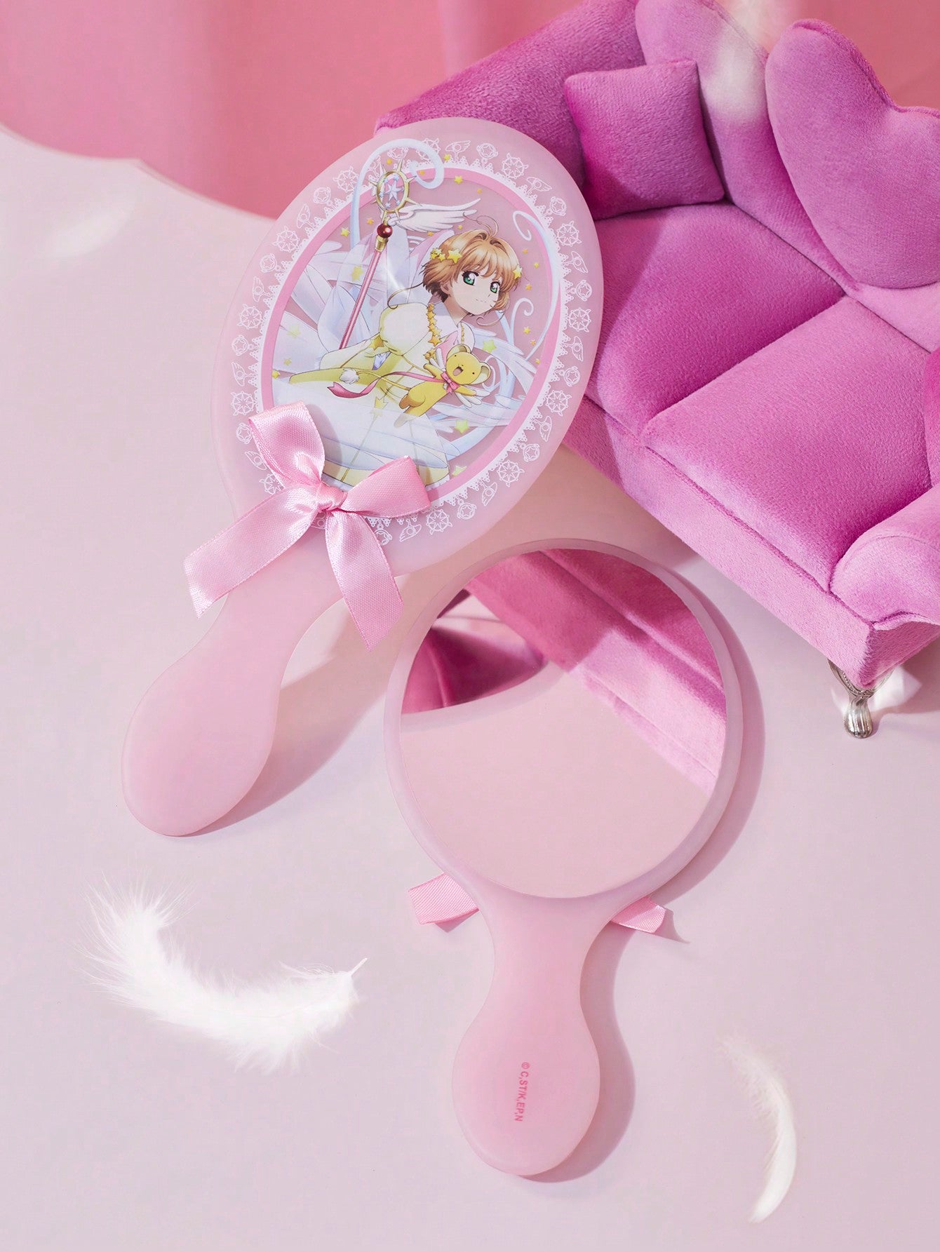 CARDCAPTOR SAKURA | SHEIN Espejo De Mano Rosa Con Decoracion De Moño Y Personaje De Anime Impreso