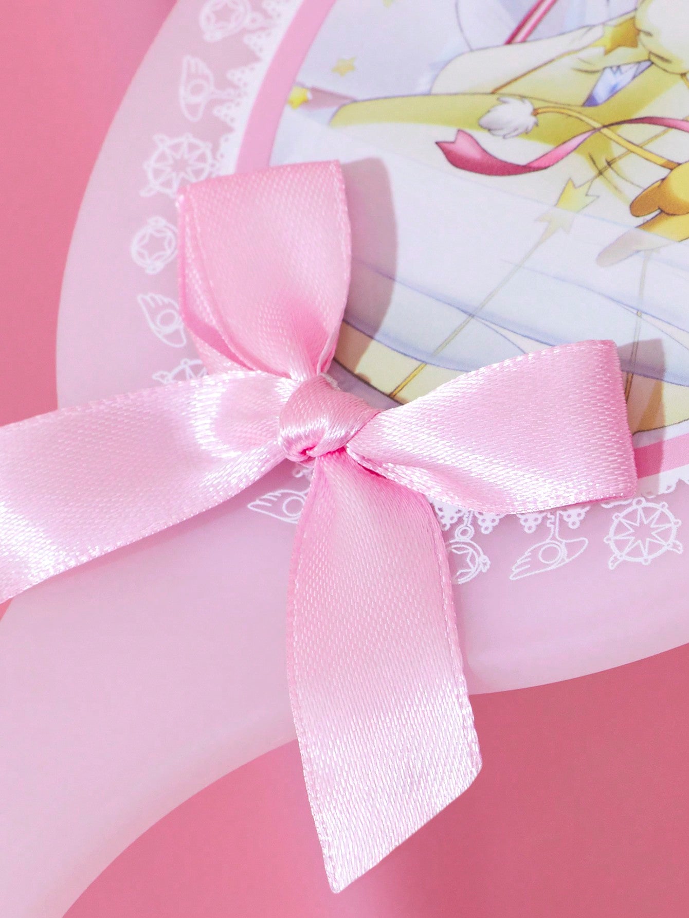 CARDCAPTOR SAKURA | SHEIN Espejo De Mano Rosa Con Decoracion De Moño Y Personaje De Anime Impreso
