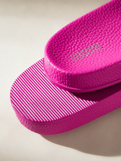 CUCCOO EASI Sandalias planas de color liso con decoración de cristal, moda de verano
