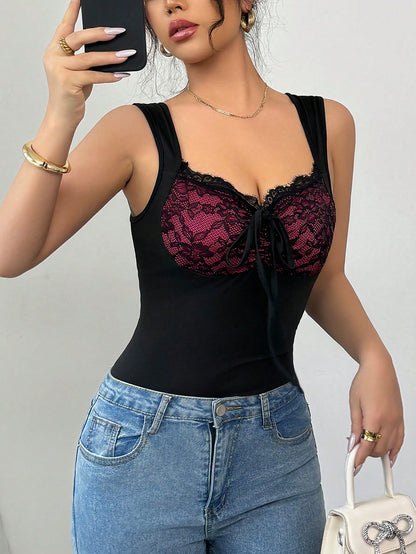 Chiquease Elegante camisola con encaje, aros y detalle de moño para mujeres, ideal para primavera/verano